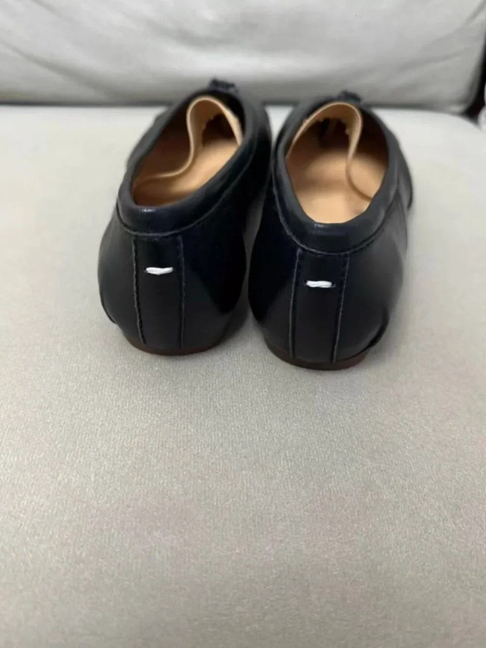 Maison Margiela Black Leather Tabi Split-Toe Elastic Strap Ballet Flats